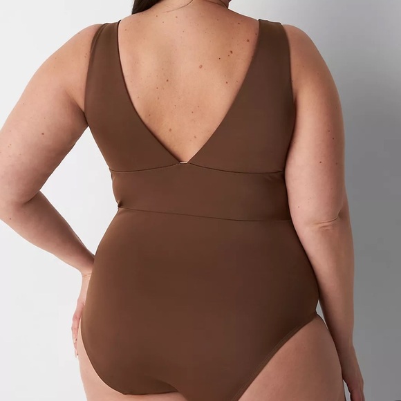 Cacique Swim Lane Bryant No-Wire Plunge One-Piece in Chocolate brown 10 NWT - Picture 2 of 4